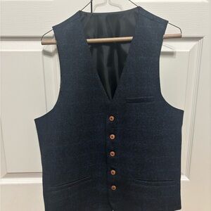 Stylish Navy Blue Vest with Wooden Buttons